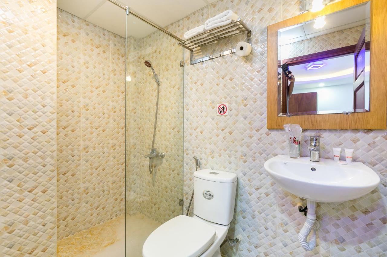 Oyo 652 モナコ ホテル【スタッフワクチン接種済み】 ホーチミン市 エクステリア 写真