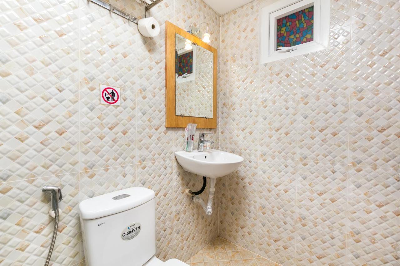 Oyo 652 モナコ ホテル【スタッフワクチン接種済み】 ホーチミン市 エクステリア 写真